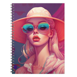 Carnet Belle fille en lunettes de soleil et casquette