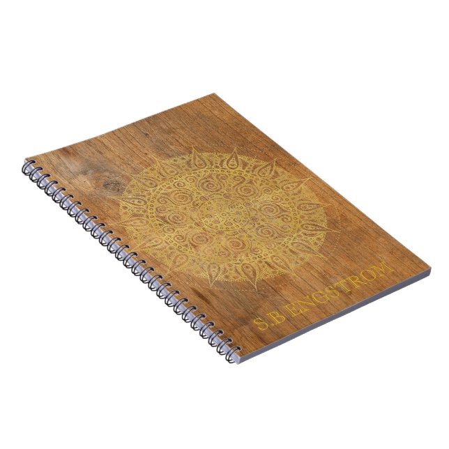 CARNET BOIS RUSTIQUE AVEC MANDALA EN OR - NOM (Côté Droit)