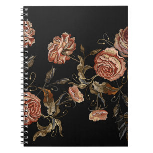 Carnet Broderie bourgeons vintages de motif rose