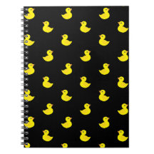 Canard jaune minuscule sur Arrière - plan noir