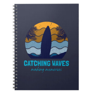 Carnet Catching Waves Retro Surboard Beach Art
