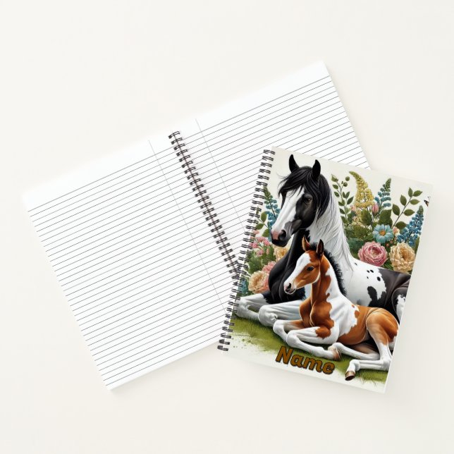 Carnet Chevaux reposant parmi les fleurs et la verdure vi (Intérieur)