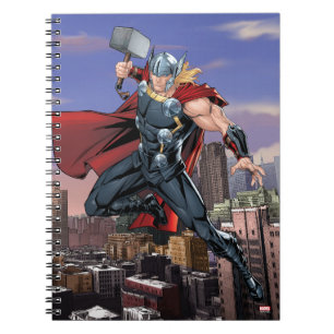 Carnet Classiques Avengers Thor bondissant avec Mjolnir