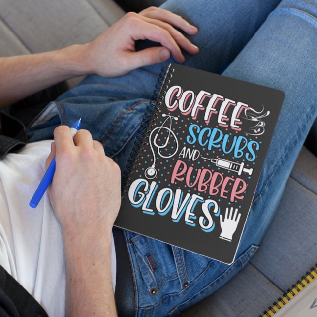 Carnet COFFEE SCRUBS RUBBER GLOVES RN Infirmière inscrite (Créateur téléchargé)