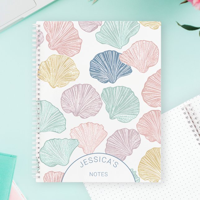 Carnet Coquillages pastel colorés moderne personnalisé cô (Colorful Pastel Seashell Modern Custom Coastal Notebook)