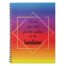 coucher de soleil clair élégant avec citation
