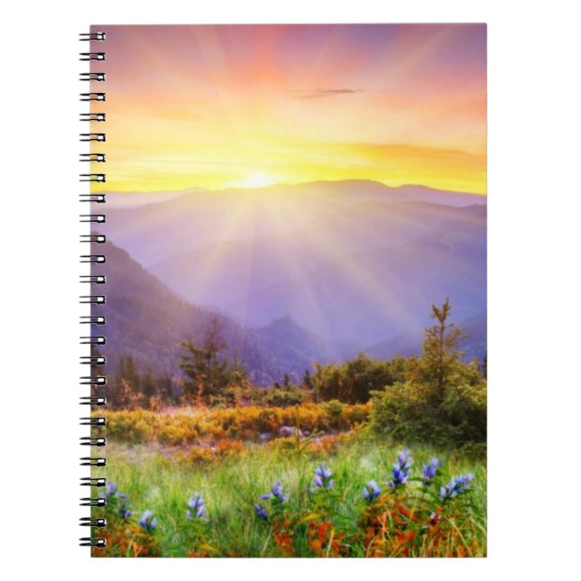 Carnet Coucher de soleil majestueux dans le paysage monta (Devant)