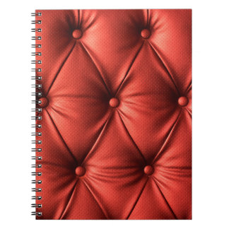 Carnet Cuir rouge texturé : Détails du matériau