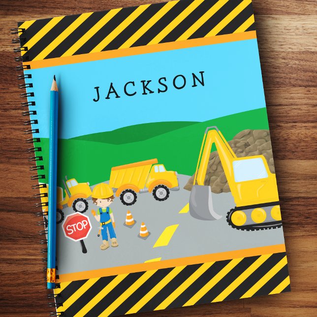 Carnet Cute Little Boy Construction Véhicule Monogramme (Créateur téléchargé)