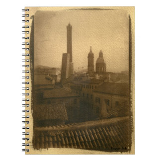Carnet de dessus de toit de Bologna
