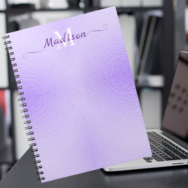 Carnet de typographie violet (Créateur téléchargé)