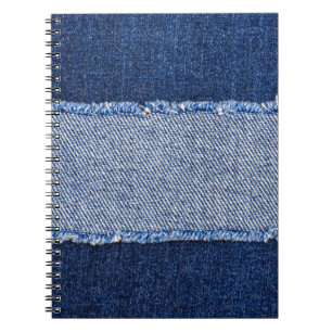 Carnet Dénim déchiré : tissu de jean bleu.