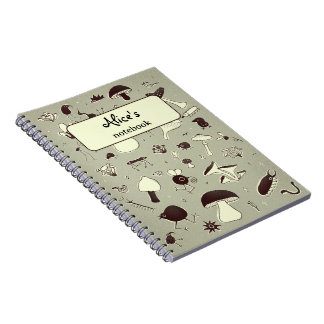 Carnet des champignons et des créatures forestière