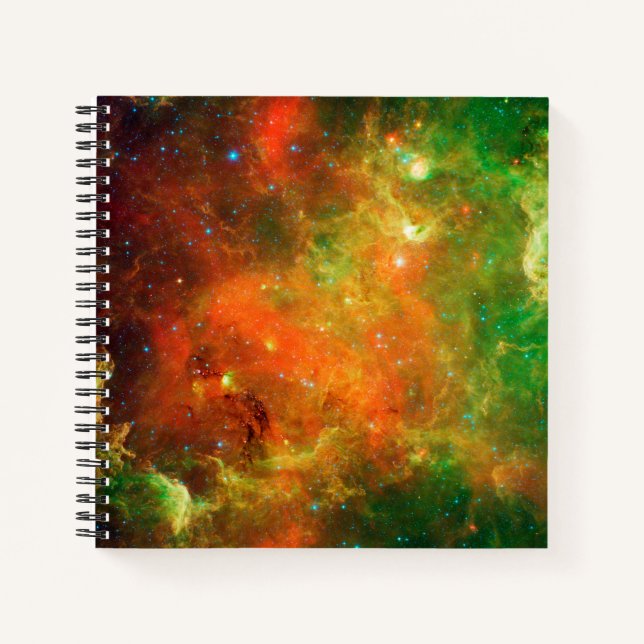 Carnet Des Clusters D'Étoiles Dans La Nebula Nord-América (Devant)