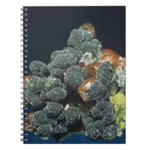 Carnet Descloizite sur la calcite