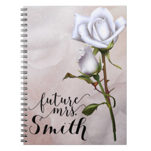Carnet Douces Roses Blanches Élégante Future Mrs. dans le