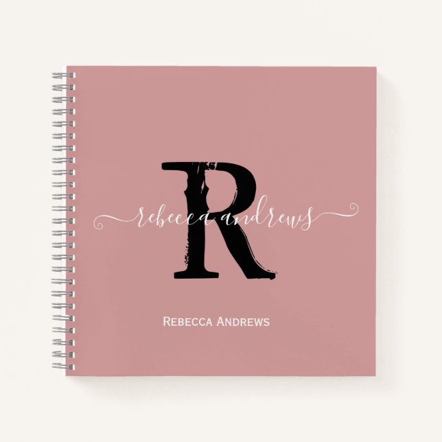 Carnet Élégant Monogramme rose Dusty Nom du script Initia (Devant)