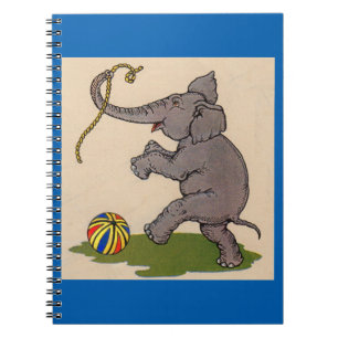 Carnet éléphant heureux jouant avec la corde et le ballon