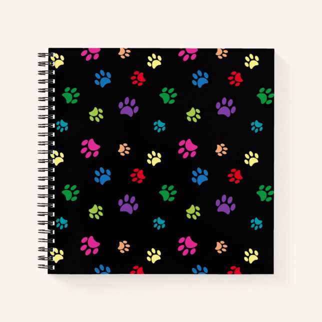 Carnet Empreintes de Patte Peintes Colorées sur Fond Noir (Devant)