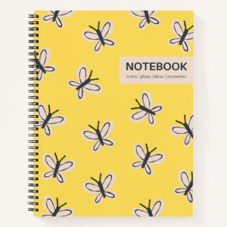 Carnet en spirale des papillons jaunes