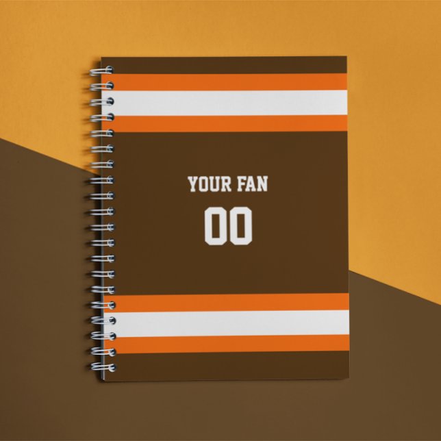 Carnet Équipe Brown, orange et blanche de football Person (Créateur téléchargé)