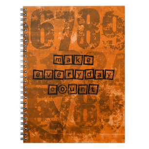 Carnet Faites chaque jour compter avec de vieux numéros d
