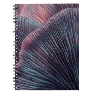 Carnet Fermer beau bouquet de champignons couleur lumière