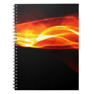 Carnet Fumée rouge Abstraite Feu sur arrière - plan noir.
