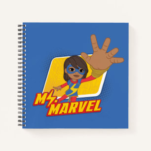 Carnet Graphisme de caractère rectangulaire de Mme Marvel