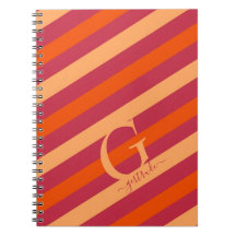 Gras framboises rouges, orange et brindilles