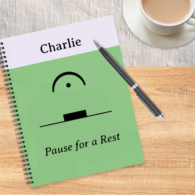 Carnet Humour de musique Pause pour le repos amusant Pers (A custom music themed notebook with musical pause symbol, rest symbol and caption 'Pause for a Rest')