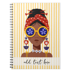Carnet Illustration de tête de femme colorée sur fond jau