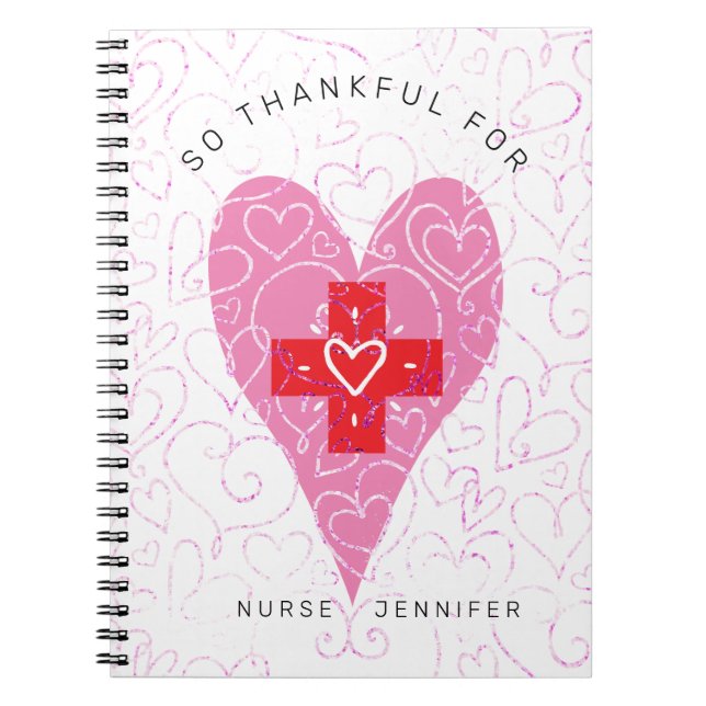 Carnet Infirmière Monogramme Coeurs roses Monogramme Nom (Devant)
