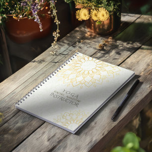 Carnet Instructeur de méditation Yoga Gold Mandala Fleurs