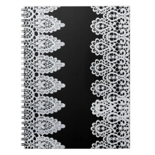Carnet La dentelle blanche forme une frontière sensible