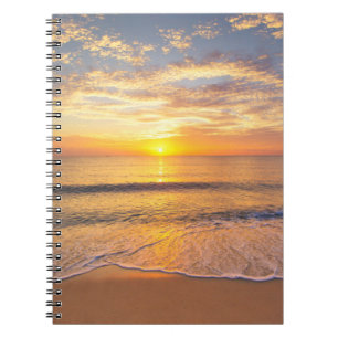 Carnet Le matin Sun au bord de la mer