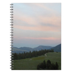 Carnet Les sentiers à travers les montagnes