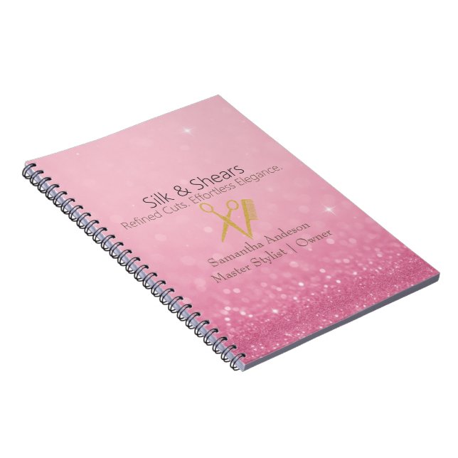 Carnet Luxury Hair Studio | Logo Pailleté Rose et Or - (Côté Droit)