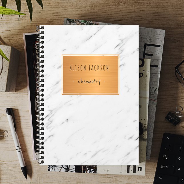 Carnet Marbre blanc étiquette en cuivre à la mode école c (Créateur téléchargé)