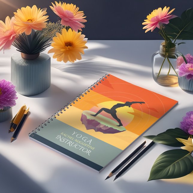 Carnet Méditation de l'instructeur de yoga Pose Sun Flyin (Créateur téléchargé)