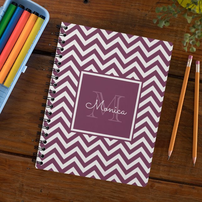 Carnet Monogramme Motif moderne Plum Chevron (Créateur téléchargé)