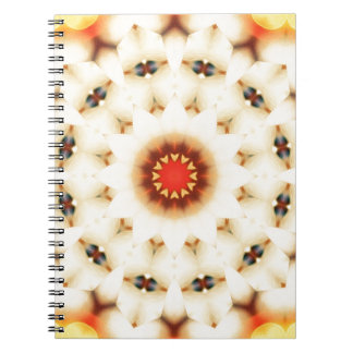 Carnet Motif floral à la crème douce