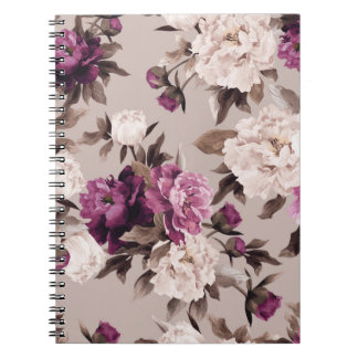 Carnet Motif floral transparent avec roses sur fond léger