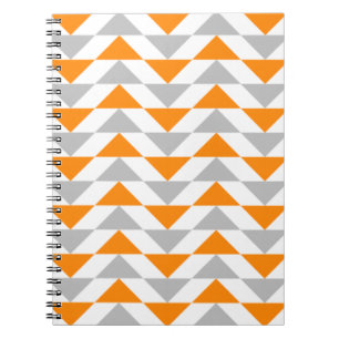 Carnet Motif orange de blanc gris de triangles