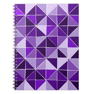 Carnet motif triangle pourpre