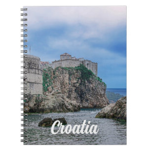 Carnet Murs de forteresse, côte rocheuse et mer en Croati