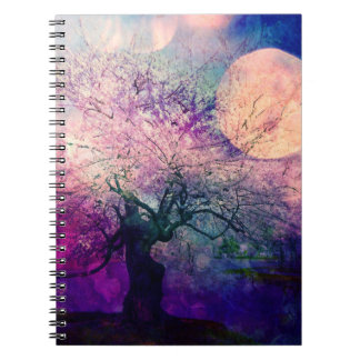 Carnet mystique de lune d'arbre et de nuit
