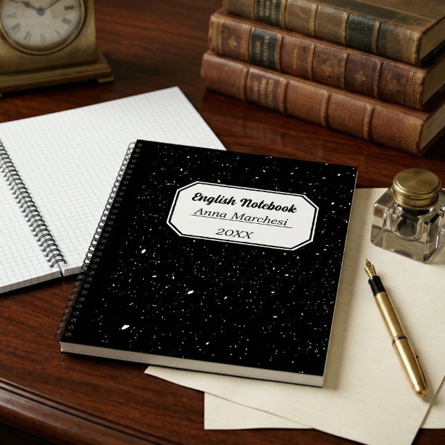 Carnet Noir Et Blanc Consommables Anglais Traditionnel (Costomazable Black And White Traditional English Notebook)
