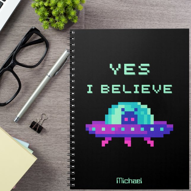 Carnet Oui Je crois que l'Alien volant UFO vaisseau spati (Créateur téléchargé)