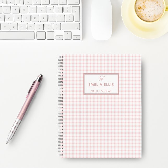 Carnet Pale Rose En vichy Grandmillennial Nom du monogram (Créateur téléchargé)